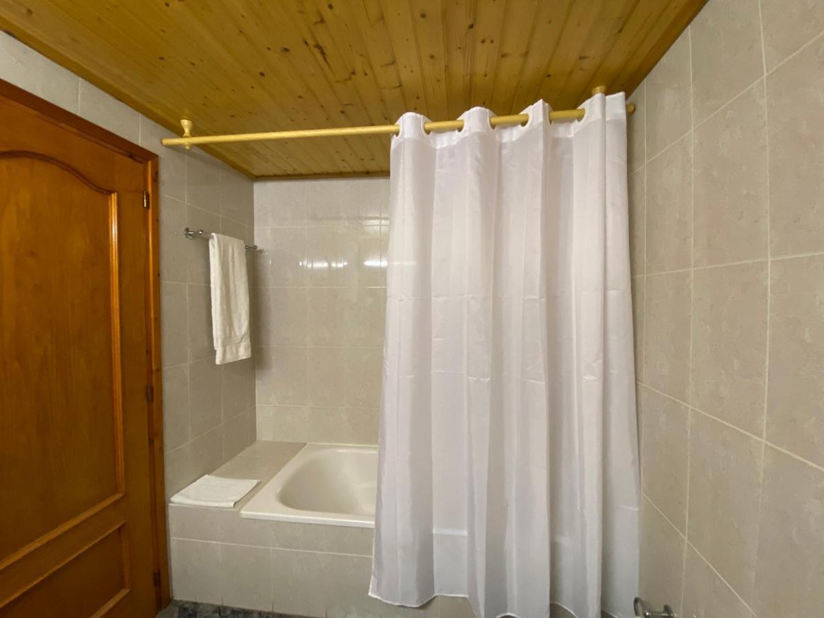 Hotel Rural Cal Amadeu Vilanova de Escornalbou Zewnętrze zdjęcie